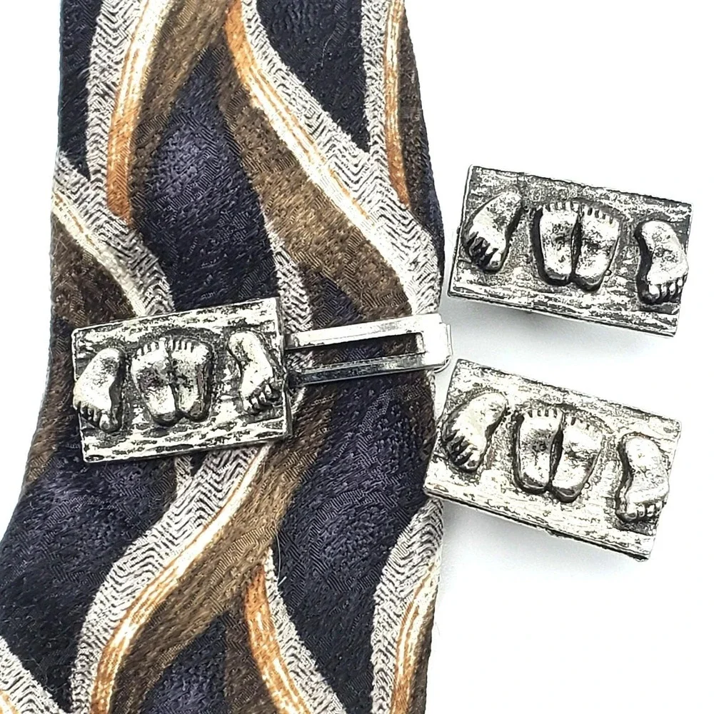 Silver Tone Footprint Cufflinks Tie Clip Baby Feet Toes Bar Clasp Twins Vintage